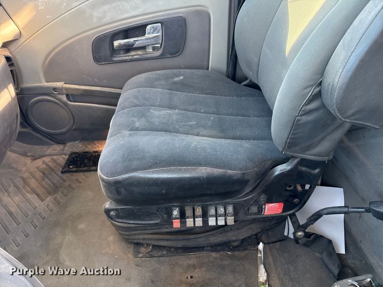 image for item EP2653 2009 International ProStar semi truck