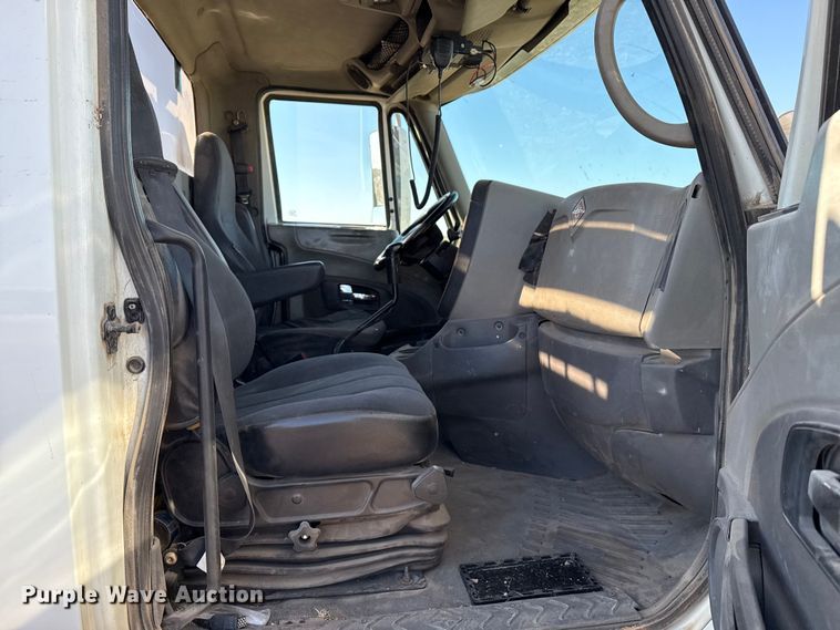 image for item EP2653 2009 International ProStar semi truck