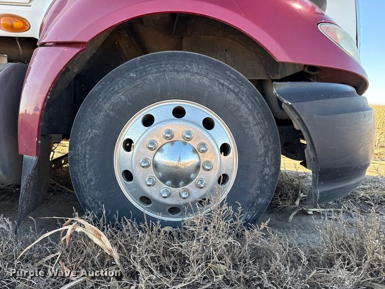 image for item EP2653 2009 International ProStar semi truck