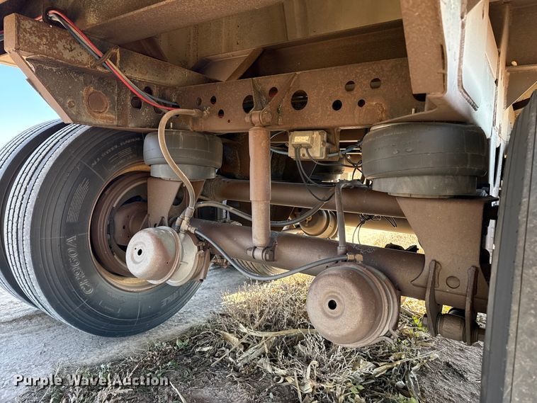 image for item EP2654 2009 Neville Built grain trailer
