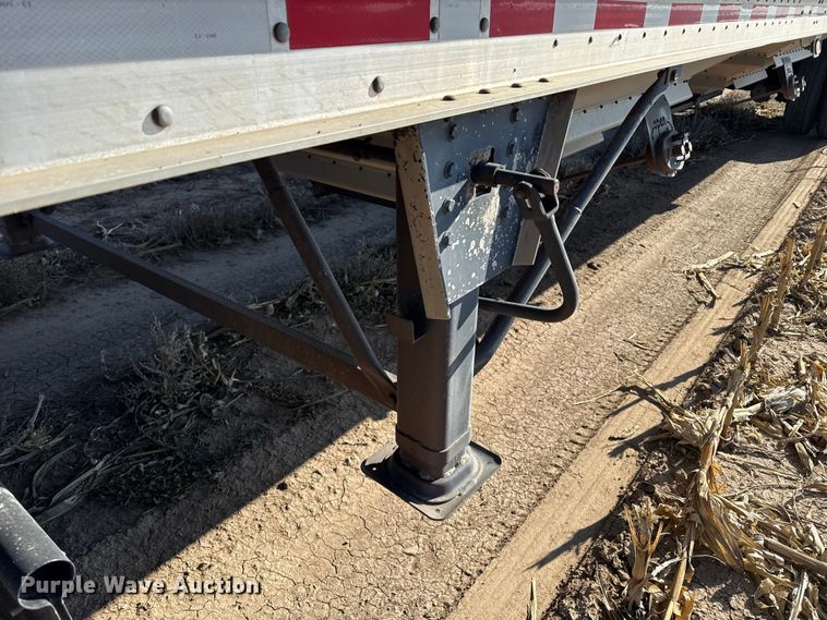 image for item EP2654 2009 Neville Built grain trailer