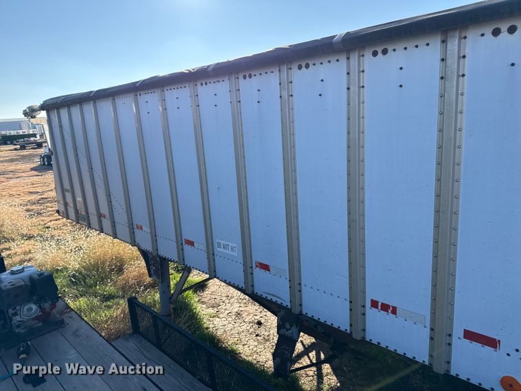 image for item EP2656 1982 Merritt grain trailer