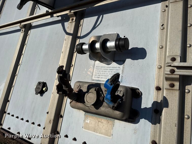 image for item EP2656 1982 Merritt grain trailer