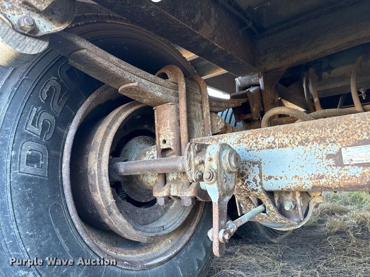 image for item EP2656 1982 Merritt grain trailer