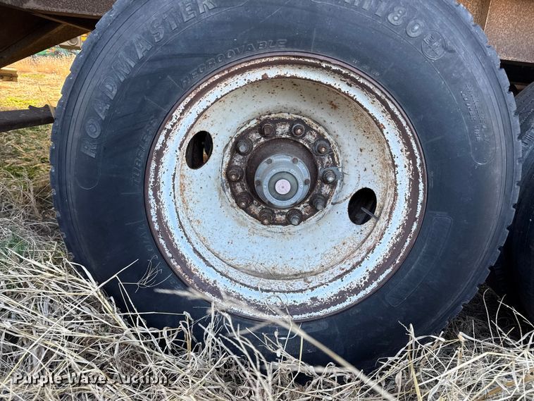 image for item EP2656 1982 Merritt grain trailer