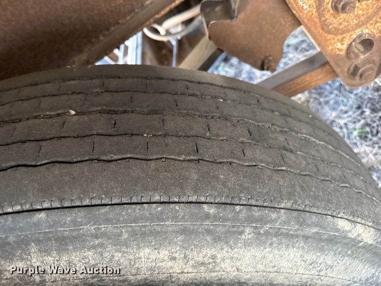 image for item EP2656 1982 Merritt grain trailer