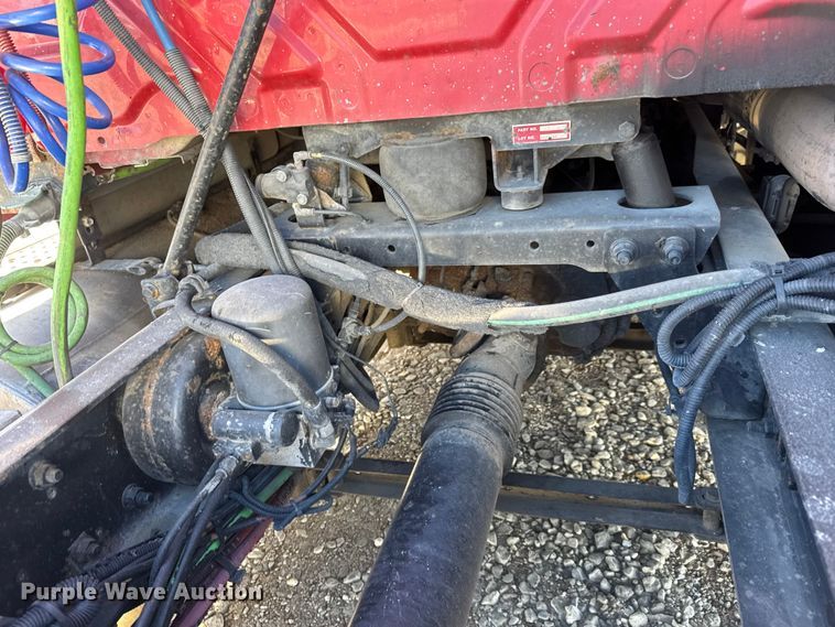 image for item ET4038 2009 International Prostar  semi truck