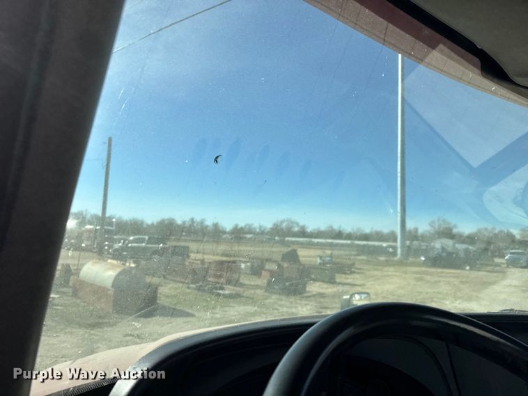 image for item ET4038 2009 International Prostar  semi truck