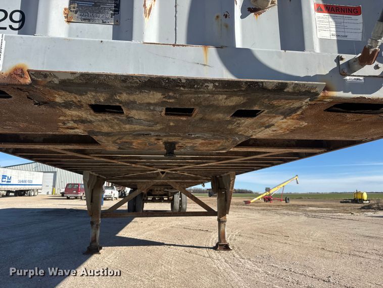 image for item ET4044 2006 Wilkens 45115SCG0TW walking floor trailer