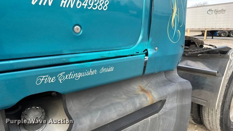 image for item ET4058 2017 International ProStar Plus semi truck