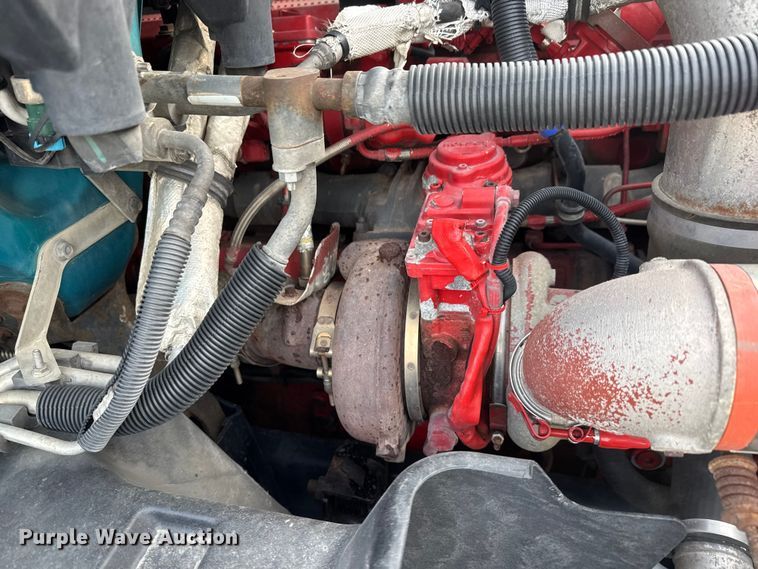 image for item ET4058 2017 International ProStar Plus semi truck