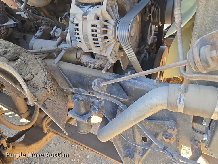 image for item ET5252 1994 International 9400 semi truck