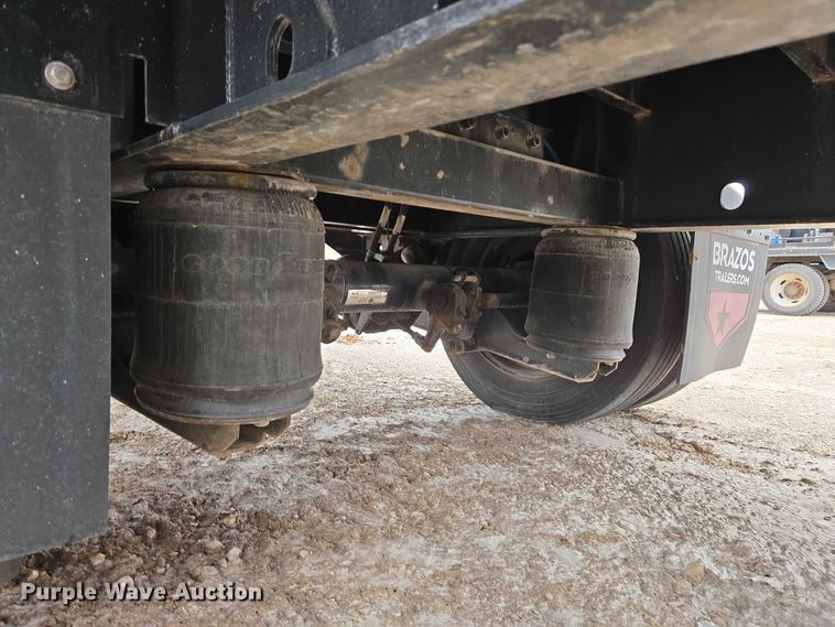 image for item ET5279 2022 Brazos drop deck trailer