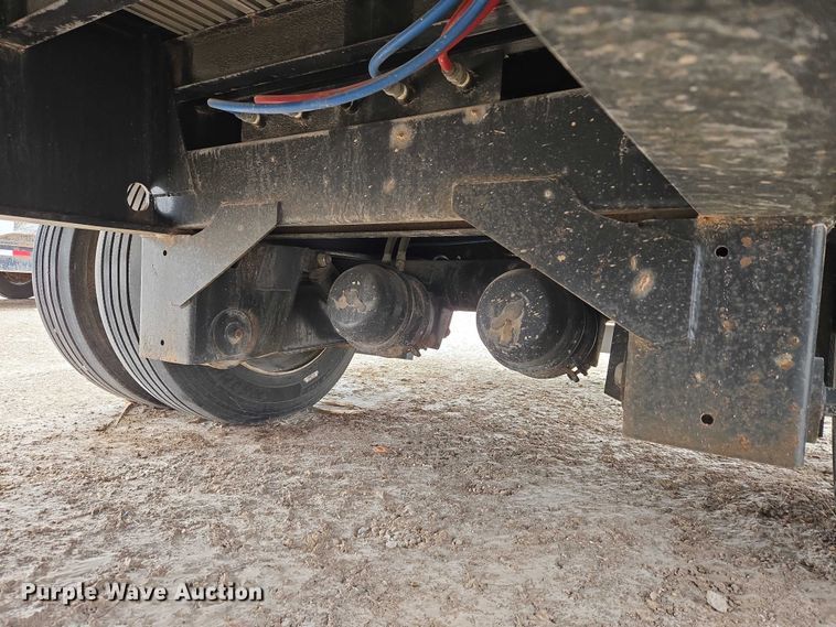 image for item ET5279 2022 Brazos drop deck trailer