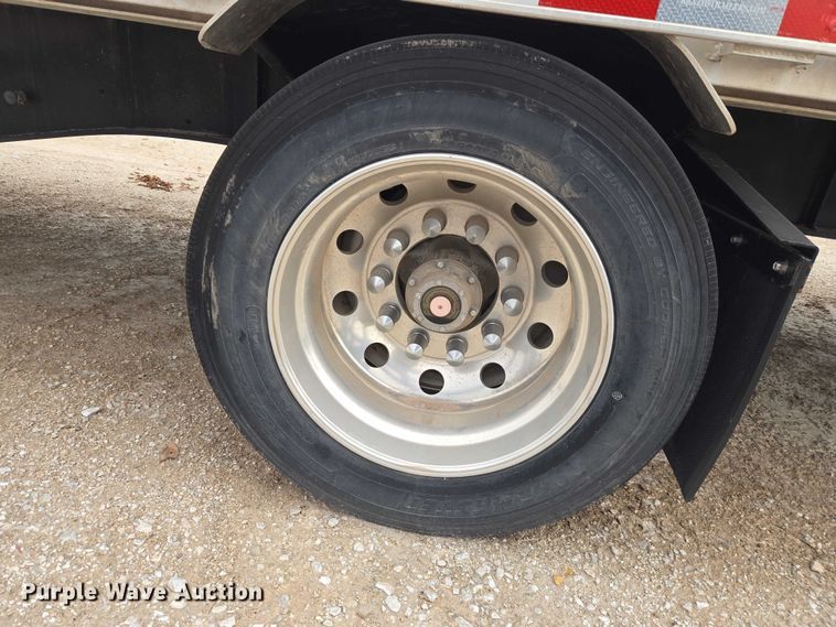 image for item ET5279 2022 Brazos drop deck trailer