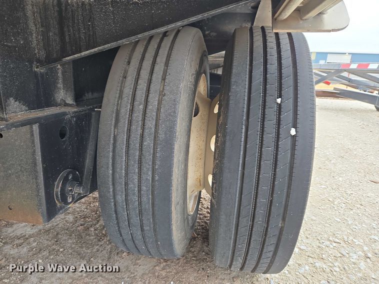 image for item ET5279 2022 Brazos drop deck trailer