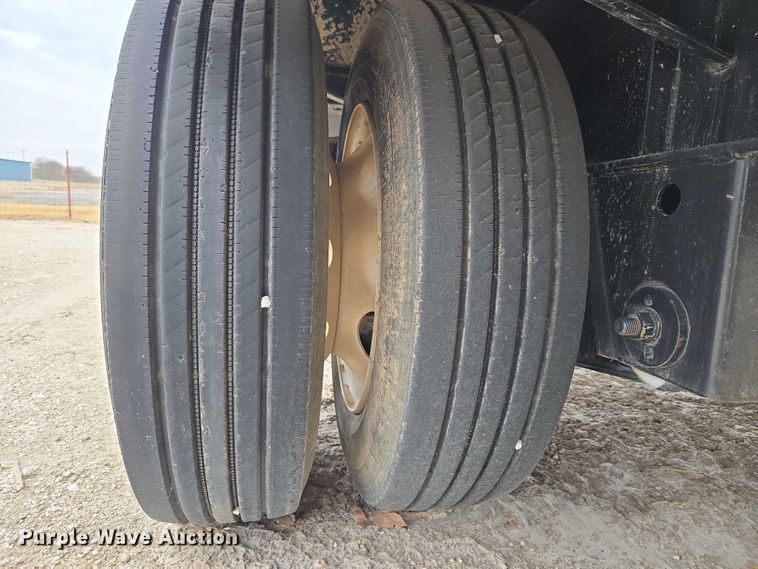 image for item ET5279 2022 Brazos drop deck trailer