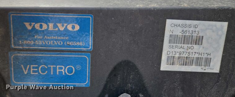 image for item ET5355 2012 Volvo Truck VNL semi truck