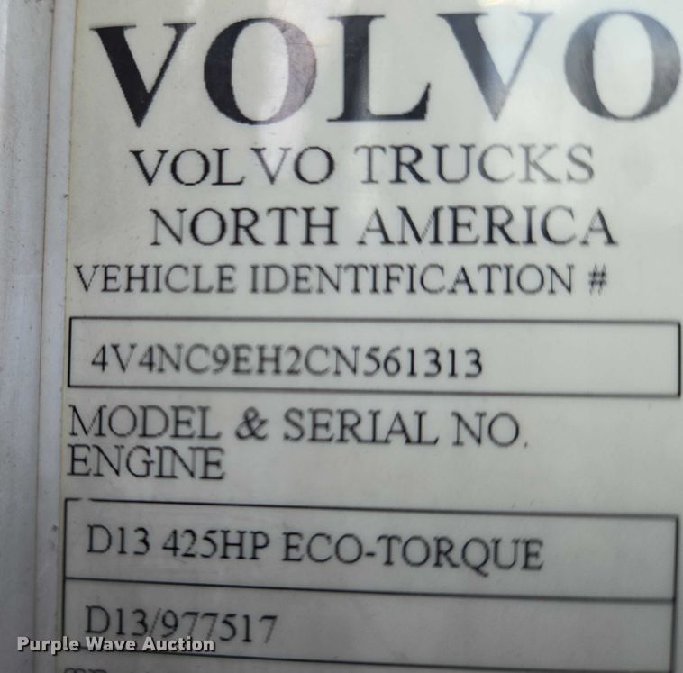 image for item ET5355 2012 Volvo Truck VNL semi truck