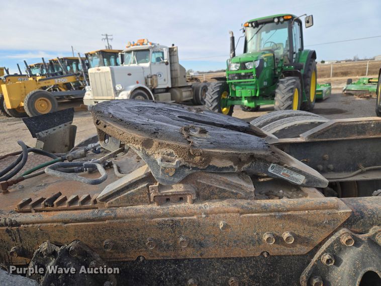 image for item ET5363 1982 International 2575 winch truck