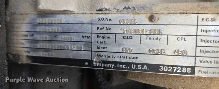 image for item ET5363 1982 International 2575 winch truck