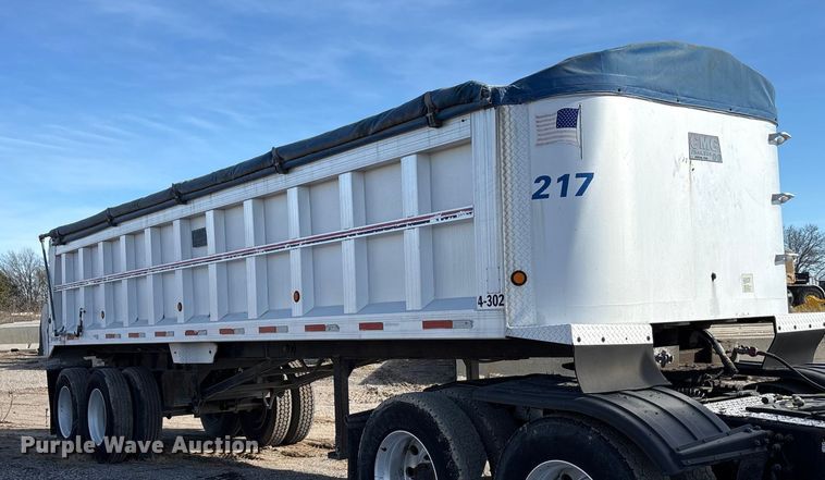 image for item ET5404 2001 Travis Body & Trailer, Inc. end dump trailer