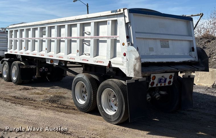 image for item ET5404 2001 Travis Body & Trailer, Inc. end dump trailer