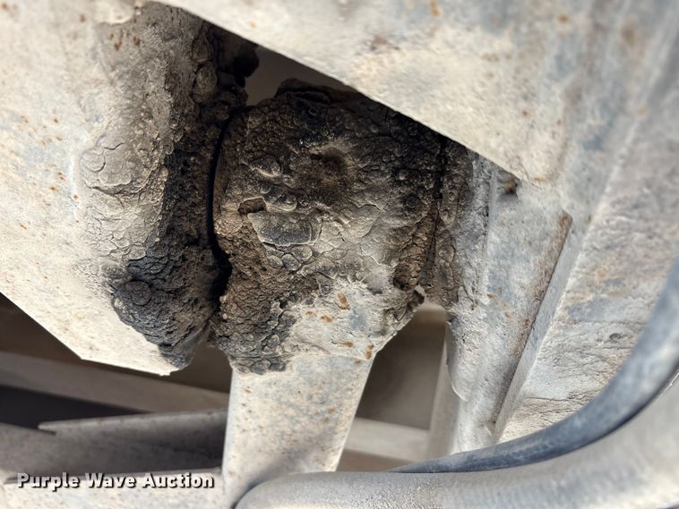 image for item ET5404 2001 Travis Body & Trailer, Inc. end dump trailer