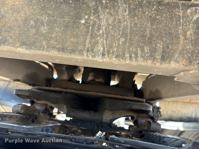 image for item ET5404 2001 Travis Body & Trailer, Inc. end dump trailer