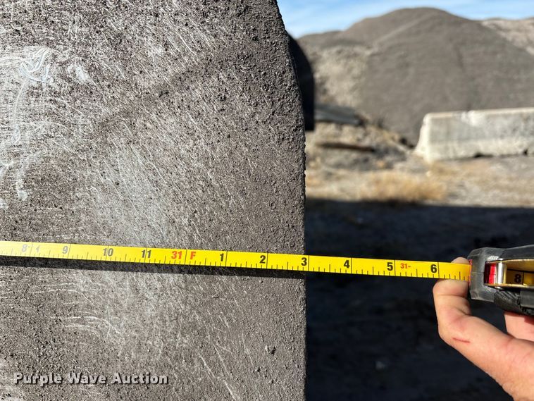 image for item ET5404 2001 Travis Body & Trailer, Inc. end dump trailer