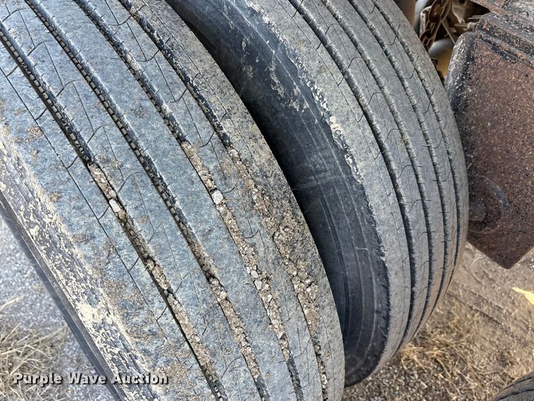 image for item ET5404 2001 Travis Body & Trailer, Inc. end dump trailer