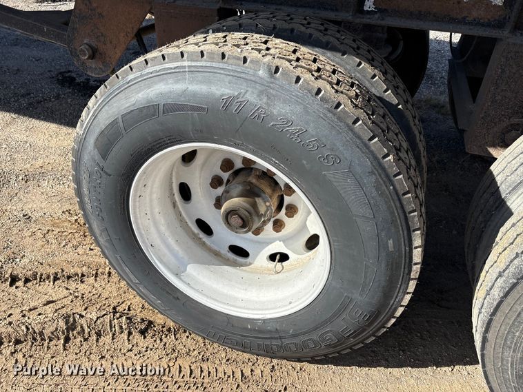 image for item ET5404 2001 Travis Body & Trailer, Inc. end dump trailer