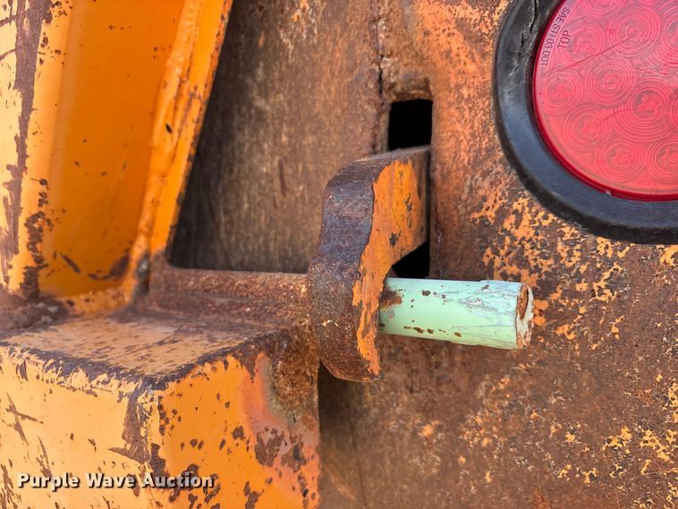 image for item ET5405 2008 Wes Tex Road builder end dump trailer