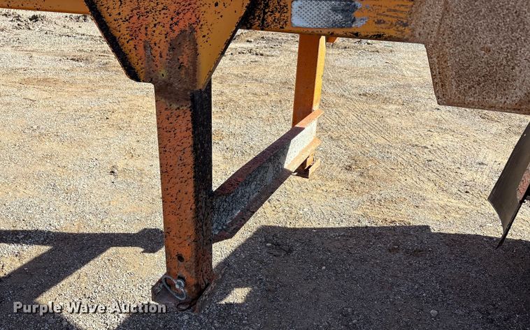 image for item ET5405 2008 Wes Tex Road builder end dump trailer