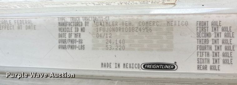image for item ET5413 2013 Freightliner Coronado semi truck