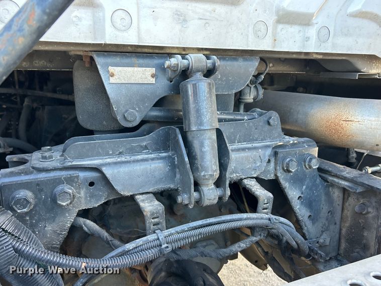 image for item ET6646 2007 International 8600 SBA semi truck