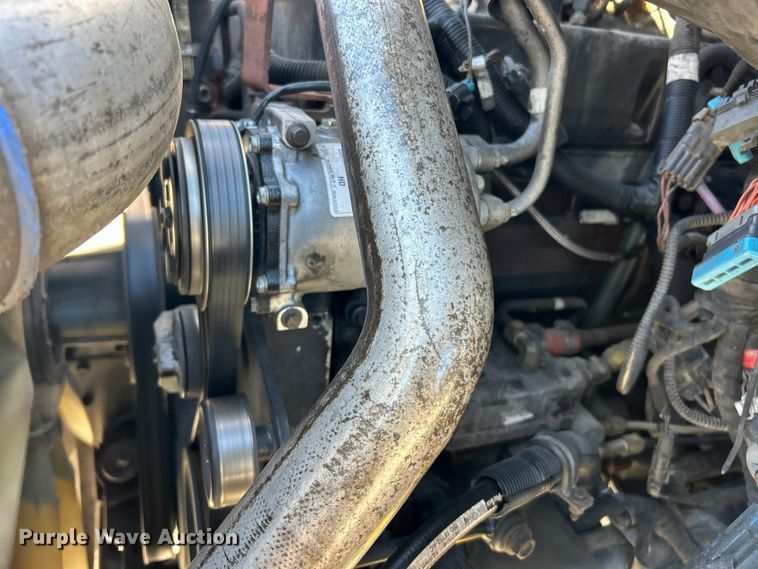 image for item ET6646 2007 International 8600 SBA semi truck