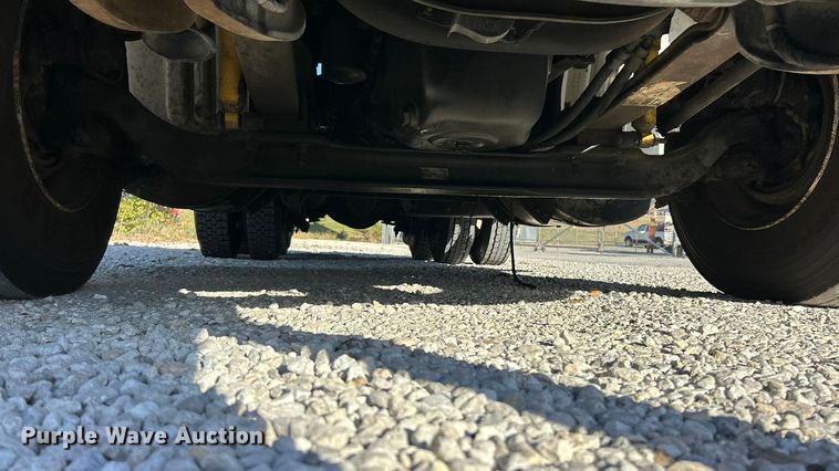 image for item ET6646 2007 International 8600 SBA semi truck