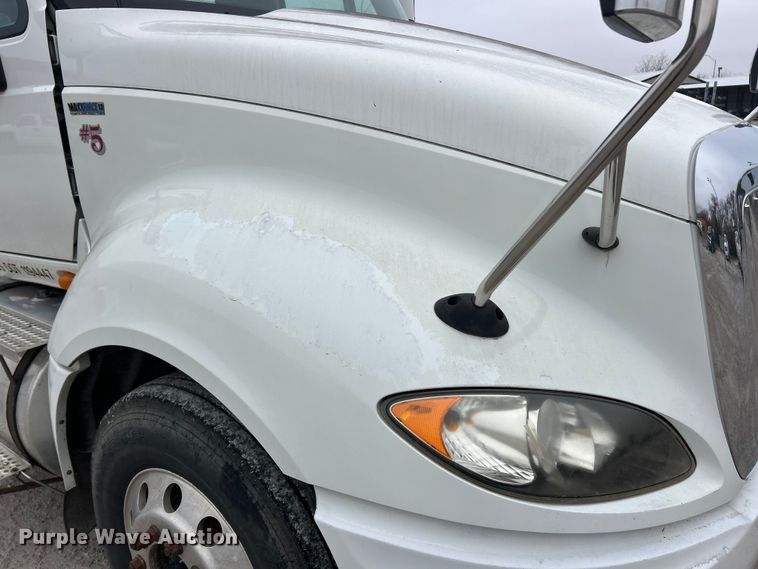 image for item ET6673 2011 International ProStar semi truck