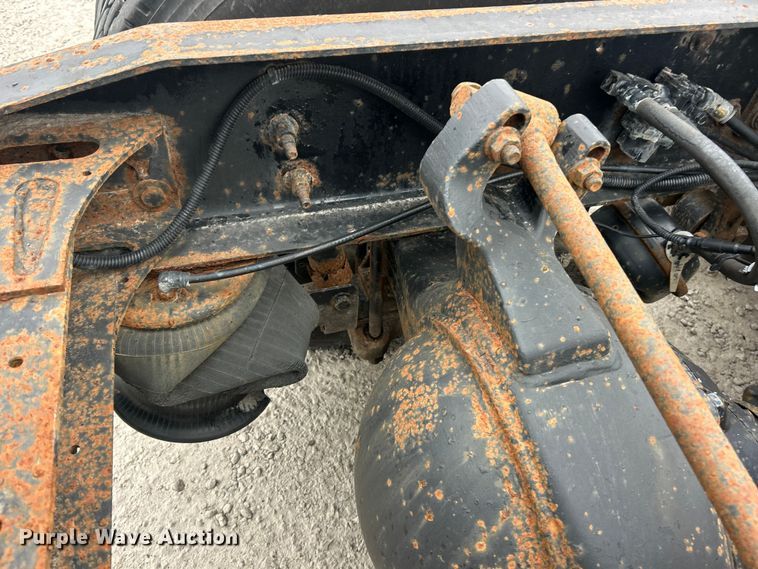 image for item ET6673 2011 International ProStar semi truck