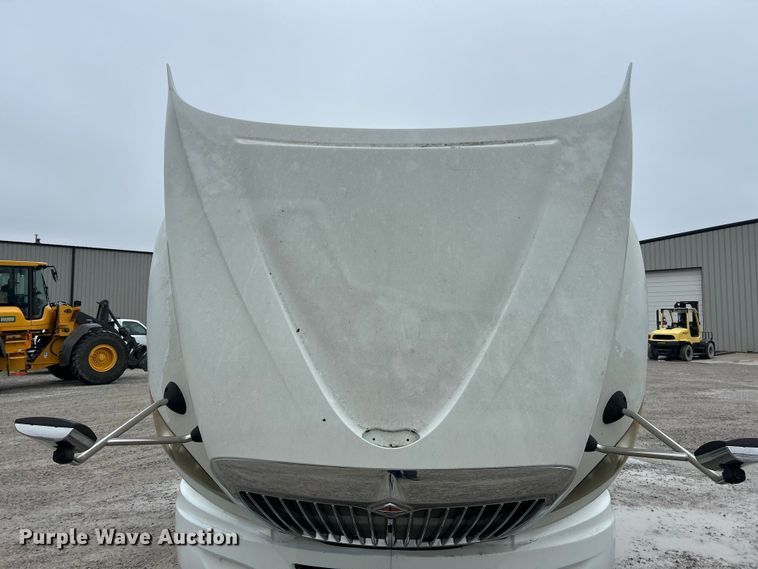 image for item ET6673 2011 International ProStar semi truck