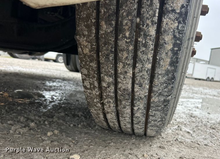 image for item ET6673 2011 International ProStar semi truck