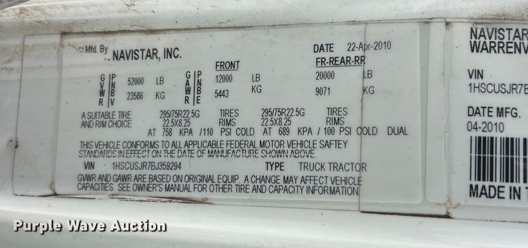 image for item ET6673 2011 International ProStar semi truck