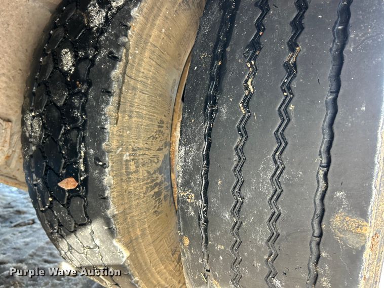 image for item ET6769 2007 Trail - Eze TE70HT48 drop deck equipment trailer