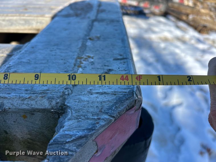 image for item ET6773 1985 Ravens 54441 flatbed trailer