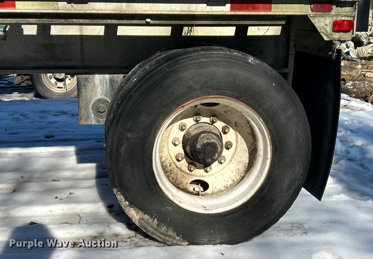 image for item ET6773 1985 Ravens 54441 flatbed trailer