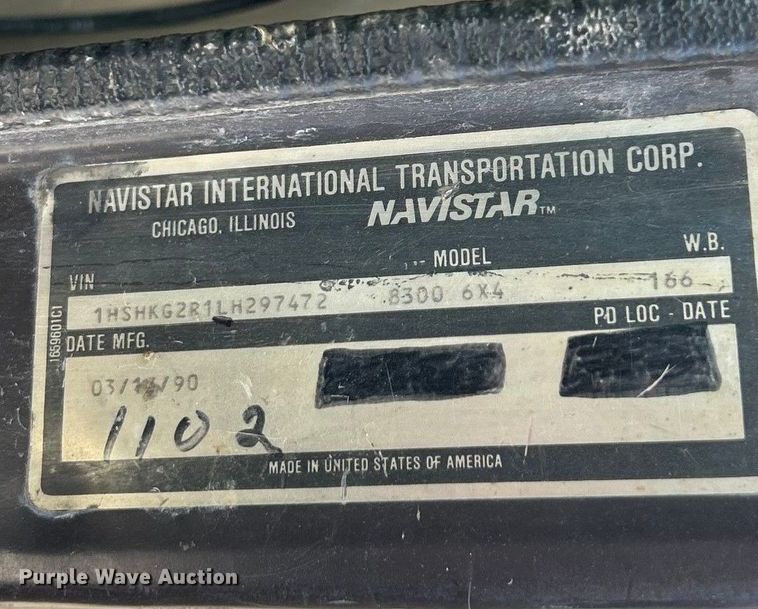 image for item ET6775 1990 International F-8300 semi truck