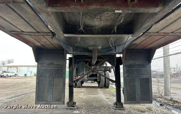 image for item ET6779 1972 Fruehauf tank trailer