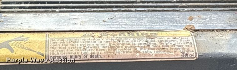 image for item ET7309 2016 Peterbilt 348 truck cab and chassis