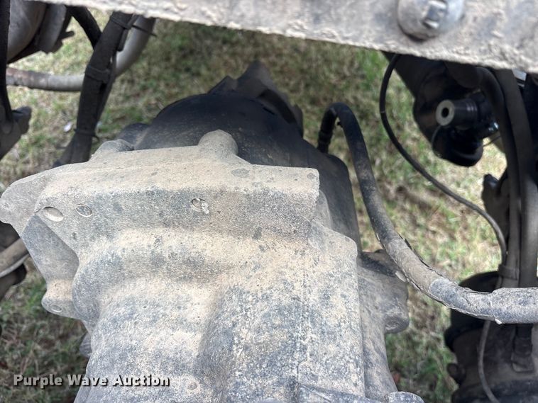 image for item ET7310 2015 Peterbilt 389 semi truck